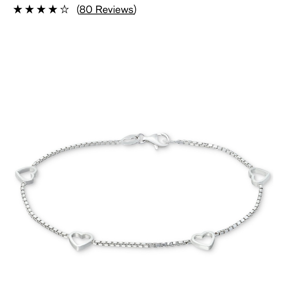 NIB- Macy’s sterling silver dainty heart bracelet